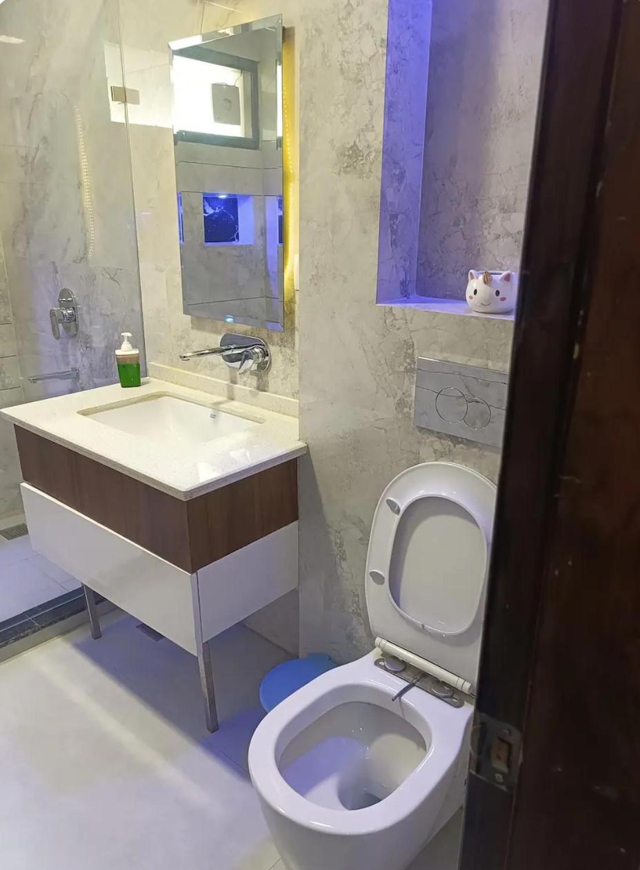Homistay 1 Bhk Панчкула Стая снимка