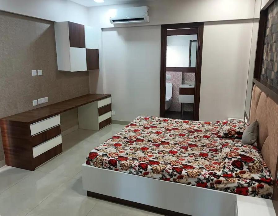 Homistay 1 Bhk Панчкула Стая снимка