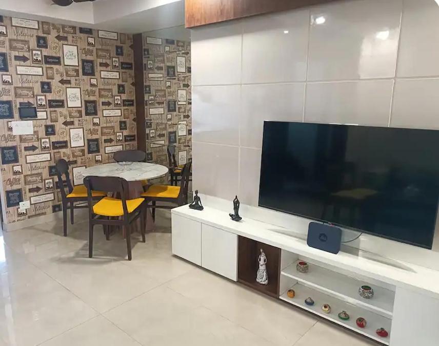 Homistay 1 Bhk Панчкула Екстериор снимка